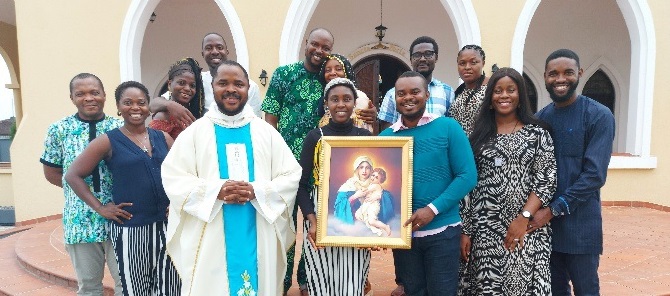 Nigeria, comienza la Rama Familiar.